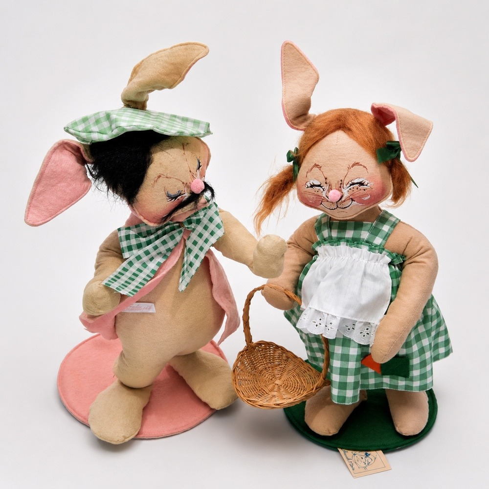 Annalee Mobilitee Dolls Easter Bunny Couple Large Green Pink Felt Collectible